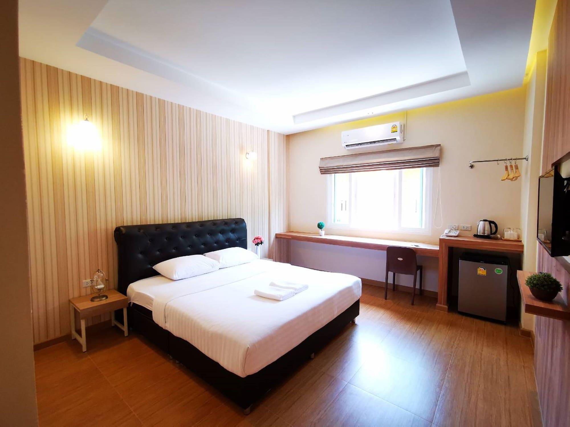 Triple Trees Hotel Pathum Thani Extérieur photo