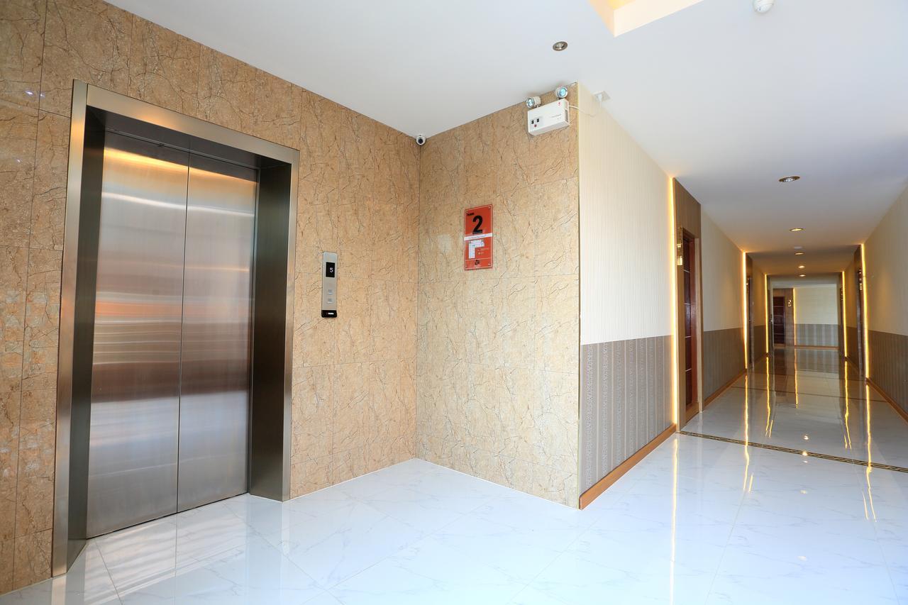 Triple Trees Hotel Pathum Thani Extérieur photo