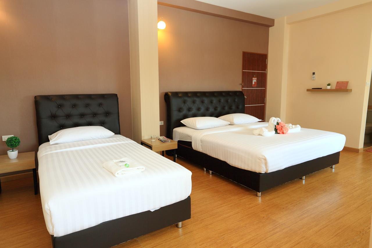 Triple Trees Hotel Pathum Thani Extérieur photo