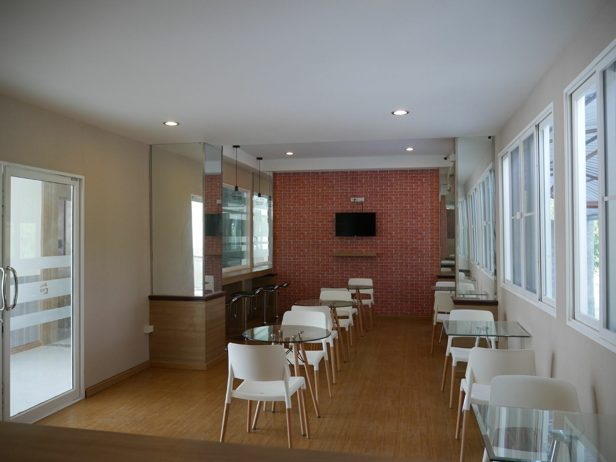 Triple Trees Hotel Pathum Thani Extérieur photo